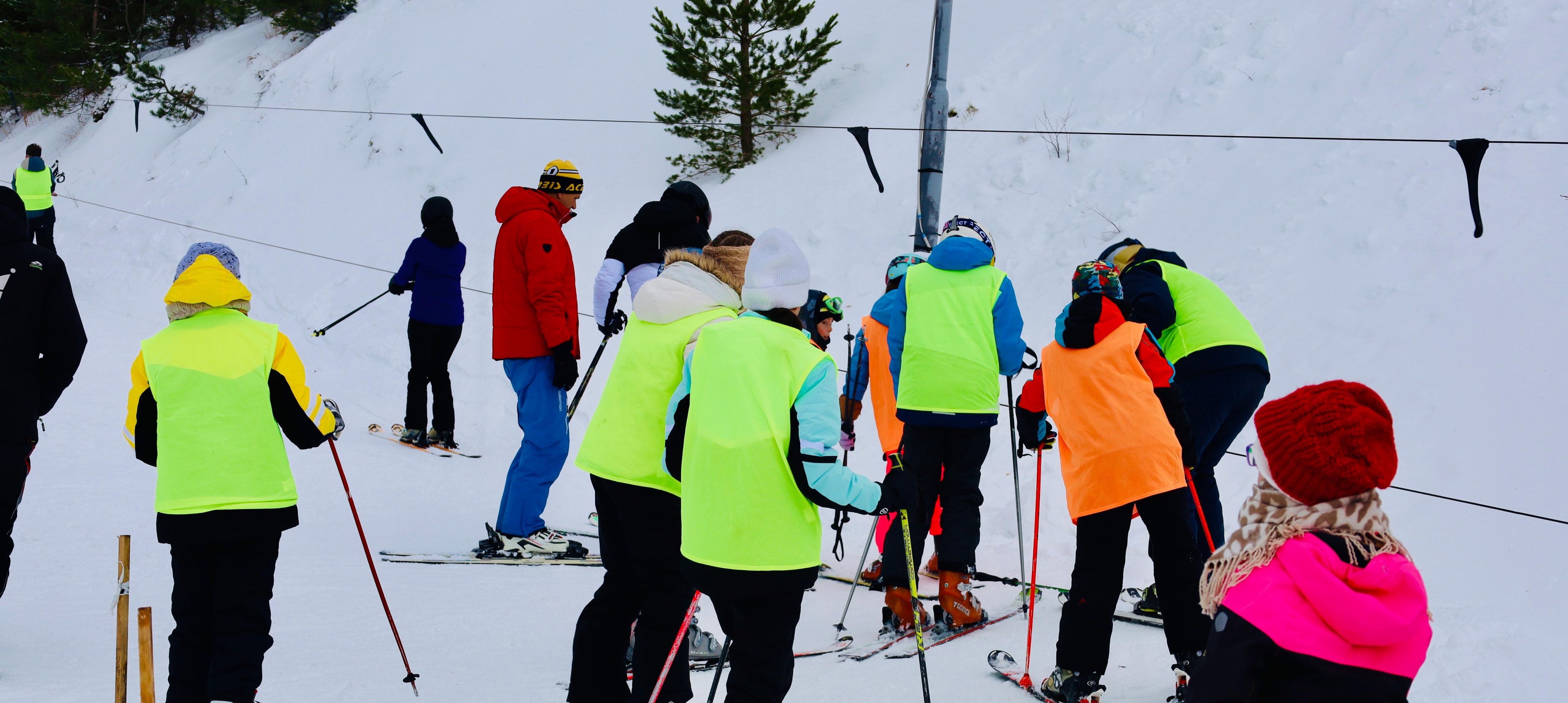 Škola skijanja za učenike osnovnih škola